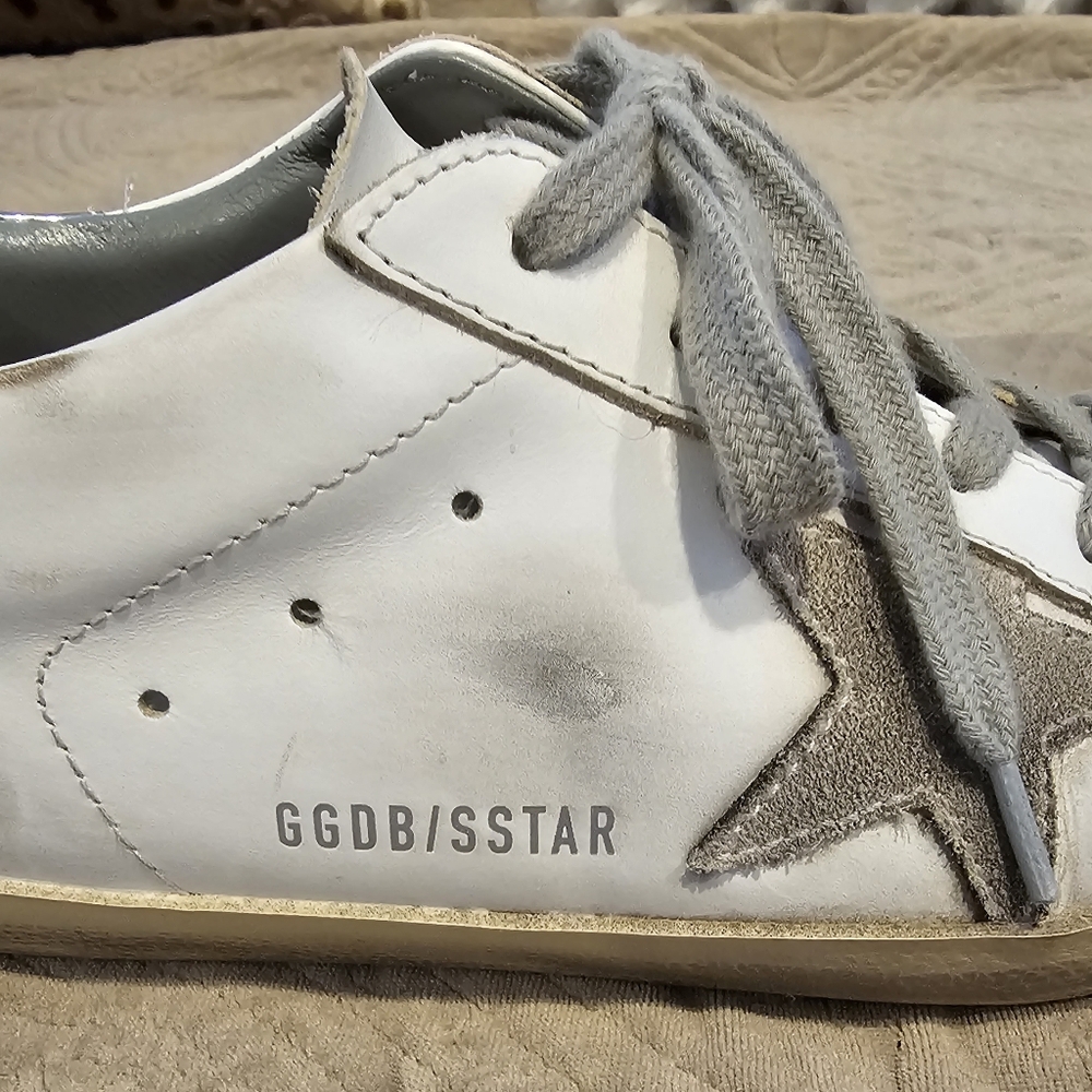 Golden Goose Silver Star Size 7 - Picture 8 of 9
